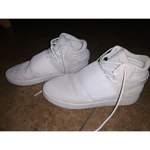 Men’s Adidas Shoe